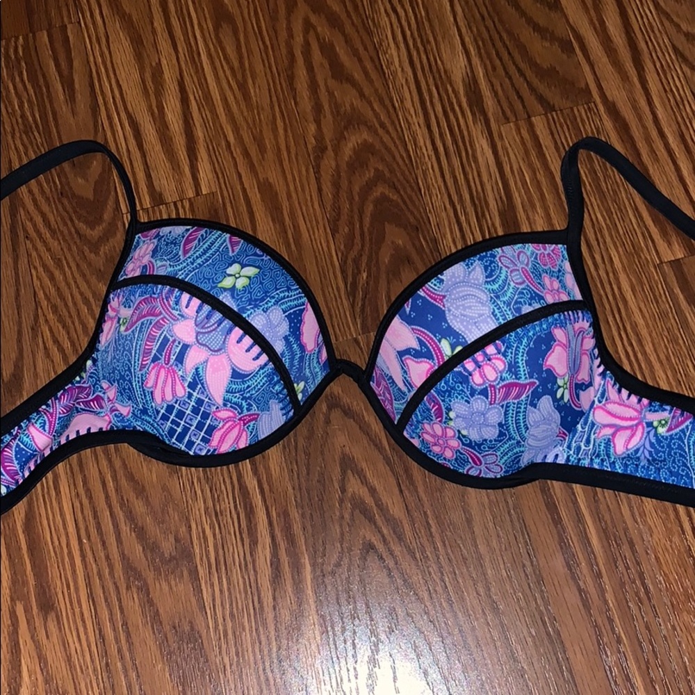 Bathing suit